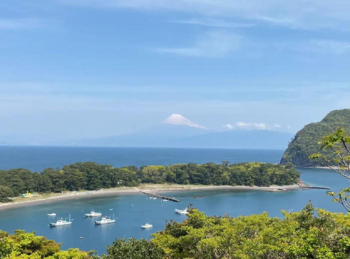 Vila 遙かな亭 Numazu Exteriér fotografie
