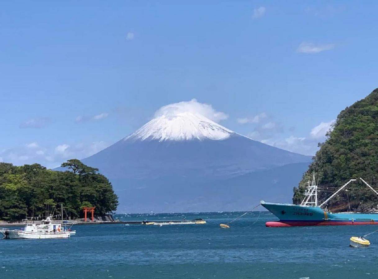 Vila 遙かな亭 Numazu Exteriér fotografie